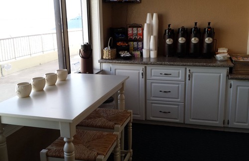 Madeira Beach Apartment | Shoreline Island Resort - Exclusively Adult