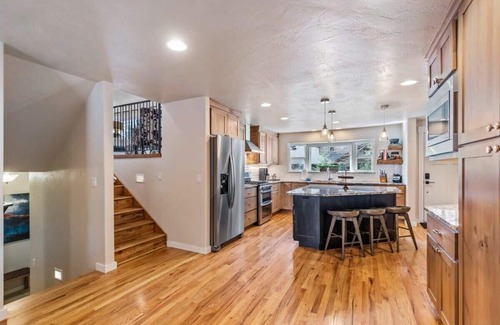 Coeur d'Alene House | Shoreline Retreat - Luxury Home in Sanders Beach