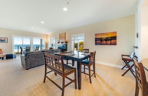 Newport Apartment | Shoreline Ridge & Lighthouse Lookout