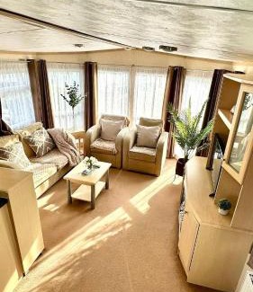Wigton House | Shoreline Stay