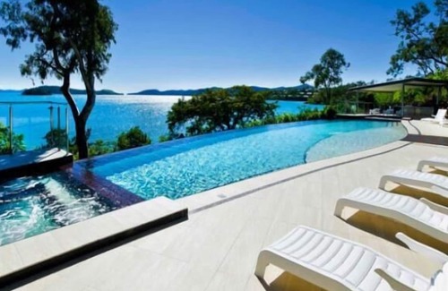 Hamilton Island Apartment | Shorelines3 Hamilton Island.Marks Mad sale enquire now.Stunning views and pool