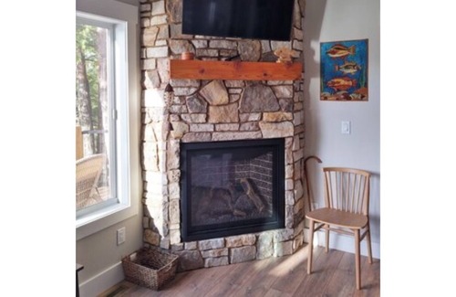 Minocqua House | Shoreview Sunset Cottage---Perfect Every Season!