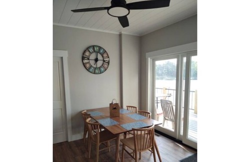 Minocqua House | Shoreview Sunset Cottage---Perfect Every Season!