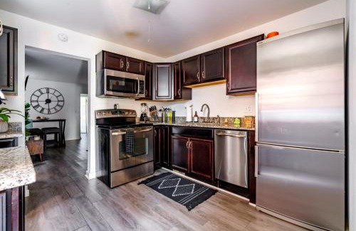 Victorian Village House | Short North Convention Private Parking Pets