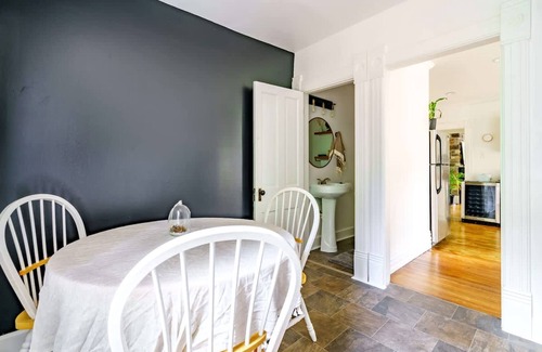 Victorian Village House | Short North Convention Private Parking Pets