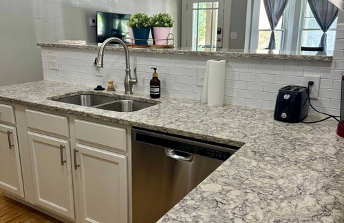 Victorian Village House | Short North Prime Location Free Parking