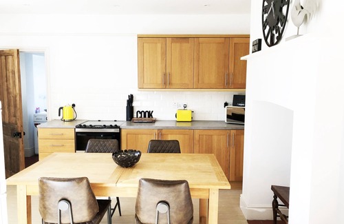 St Davids Apartment | Short summer breaks available!