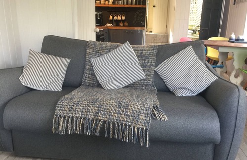 Carbis Bay Ski Chalet | Short walk from Carbis Bay Beach, St Ives Cornwall