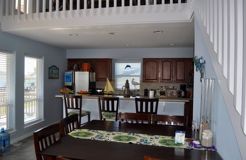 Spanish Grant House | Short walk to beach! Close to town!