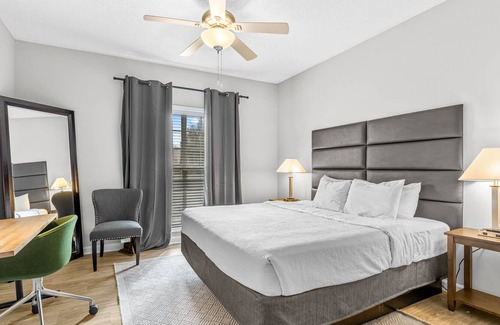 North Decatur Apartment | Short walk to Emory!