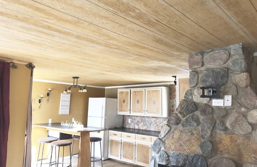 Central Lake House | Short walk to intermediate lake!