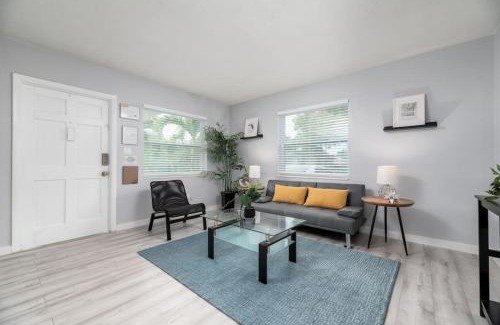 Wilton Manors Apartment | Short Walk to Wilton Drive Apt1