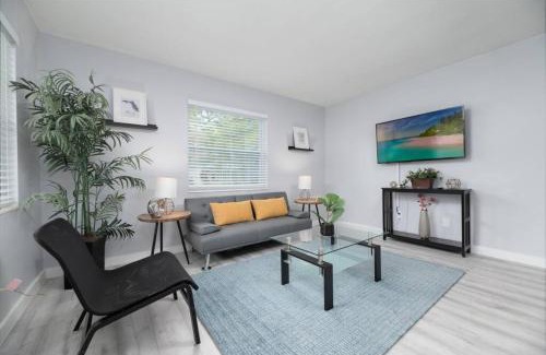 Wilton Manors Apartment | Short Walk to Wilton Drive Apt1