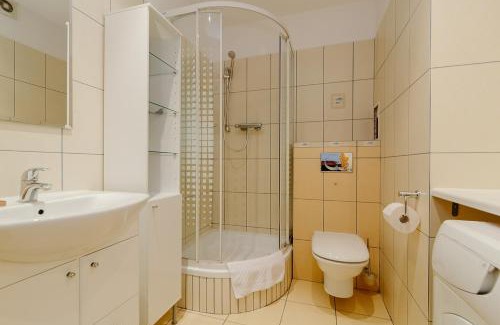 Targowek Apartment | ShortStayPoland Św. Wincentego (B7)