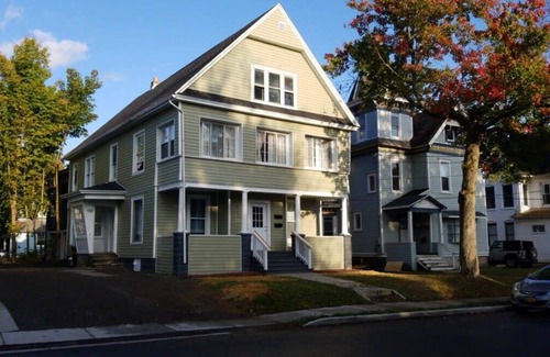 Oneonta Apartment | Shortstop Apt 1 - All Star Baseball Rentals