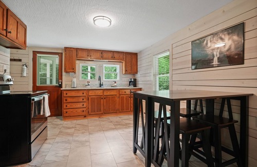 South Bloomingville Cabin | Shorty's Place | Hocking Hills