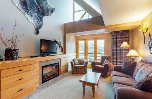 Big Sky Apartment | Shoshone 1993