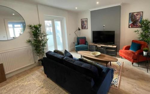 Consett Apartment | Shotley Bridge Blackhill - Stylish and Spacious 4 Bedroom 3 Bathroom Townhouse