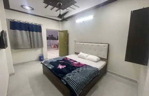 Faizabad Hotel | SHREE JEE HOME STAY