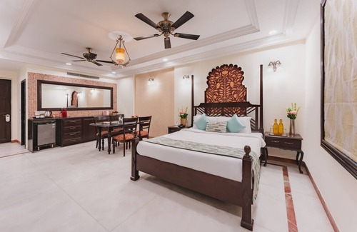 Nathdwara Hotel | Shree Vallabh Vilas Lords Plaza Nathdwara - Pure Veg