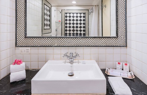 Nathdwara Hotel | Shree Vallabh Vilas Lords Plaza Nathdwara - Pure Veg