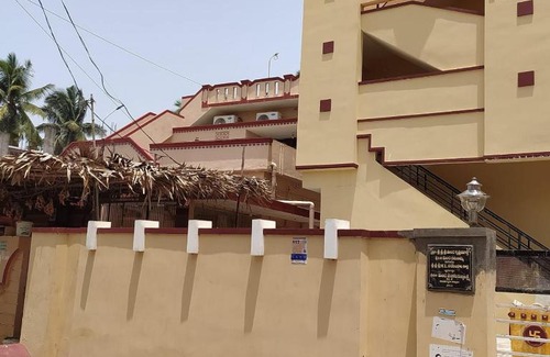 Pithapuram House | Shreepadavallab MLN Dharmashala