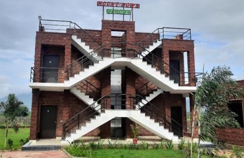 Abu Road Hotel | ShriGo Mount Down Resorts, Mount Abu