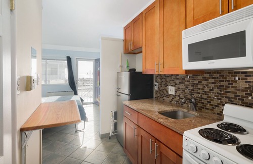 Ventnor City Condo | Shrimp Shack at the Shore !