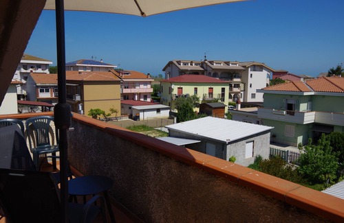 Pineto Apartment | Shs Mansarda, Bellissima Mansarda Small and welcoming