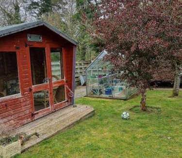 Melrose House | Shunters Cottage