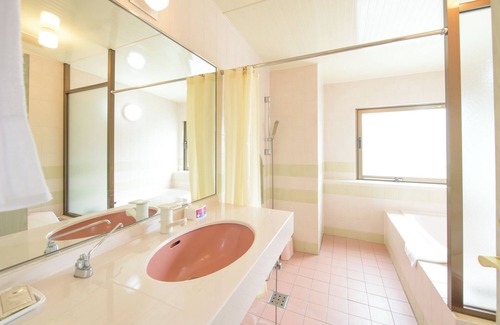 Shuzenji House | Shuzenji Onsen Hotel Takitei