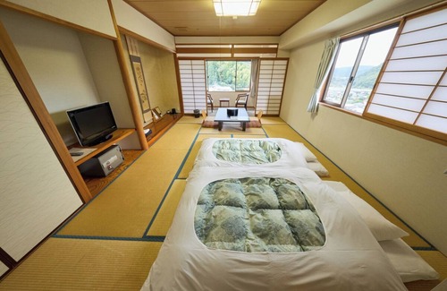 Shuzenji House | Shuzenji Onsen Hotel Takitei