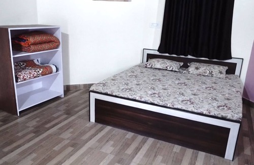 Shri Madhopur House | Shyam Luxurious Huts & Guest House