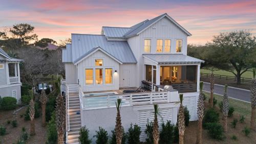 Seabrook Island House | SI2211: 2211 Seabrook Island Road