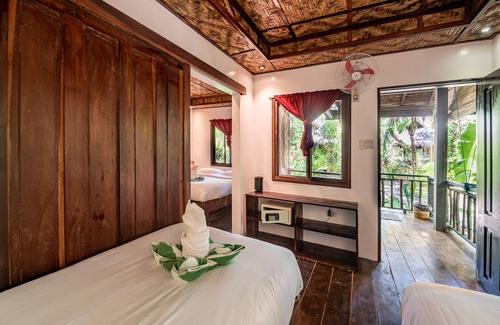 Catangnan House | Siargao Inn Beach Resort