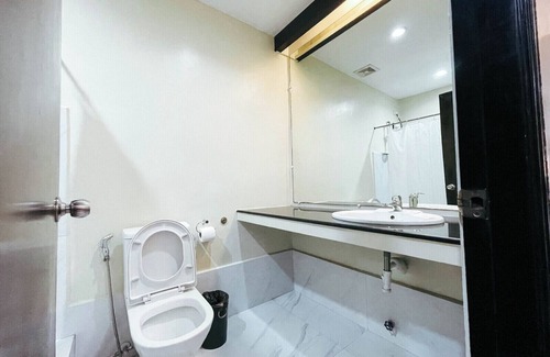 Pasay Hotel | Siayan Travellers Inn Manila powered by Cocotel