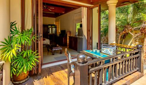 Taling Ngam Apartment | Sibaja Palms Sunset Beach Luxury Apartments