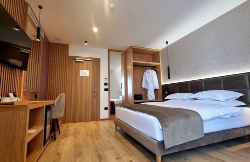 Tirana Hotel | SIBB Hotel