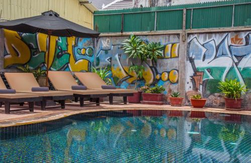 Taphul Village Area Hotel | Side Walk Hotel