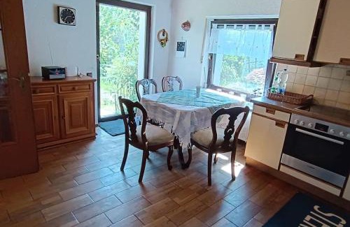 Velbert Apartment | Siedlungshaus im Grünen