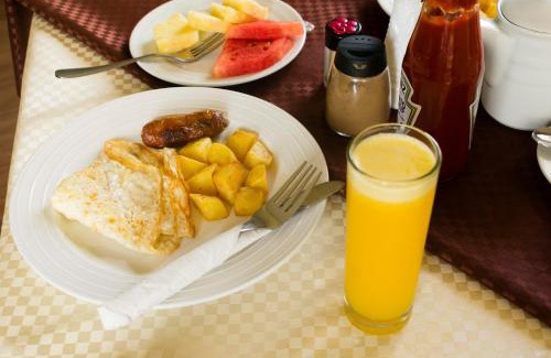 Entebbe Hotel | Sienna Beach Hotel Entebbe