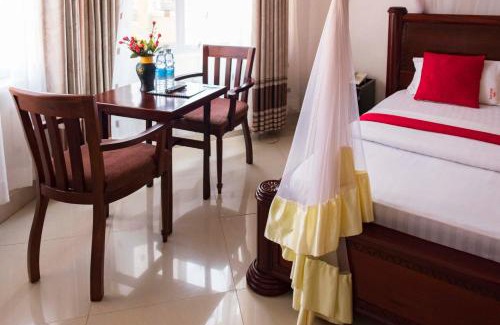 Entebbe Hotel | Sienna Beach Hotel Entebbe