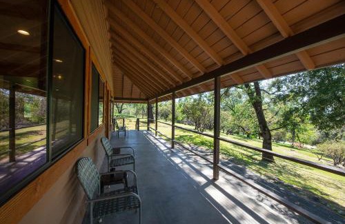 Oakhurst House | Sierra Base Camp