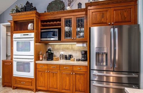 Mariposa House | Sierra Cider's Yosemite Homesteadn