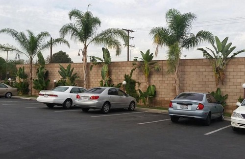 South el Monte Hotel | Sierra Inn