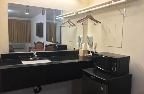 South el Monte Hotel | Sierra Inn