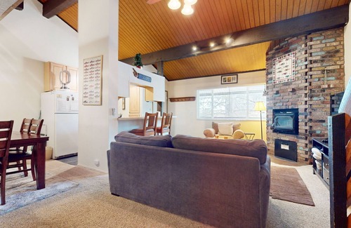 Mammoth Lakes Condo | Sierra Manors 75 Cozy and Comfy Condo, On the Shuttle Route by RedAwning