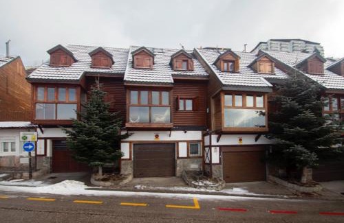 Pradollano Ski Chalet | SIERRA NEVADA DELUXE