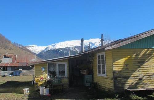 Lonquimay House | Sierra Nevada Refuge