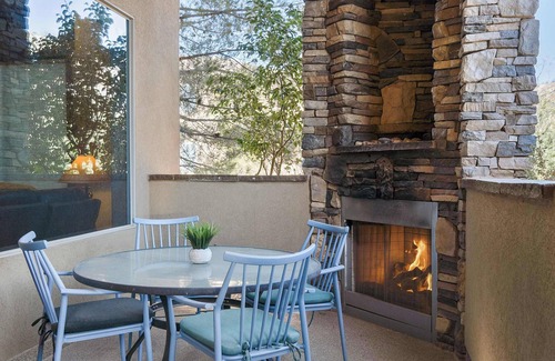 St. George Condo | Sierra Sky Patio w/Fireplace
